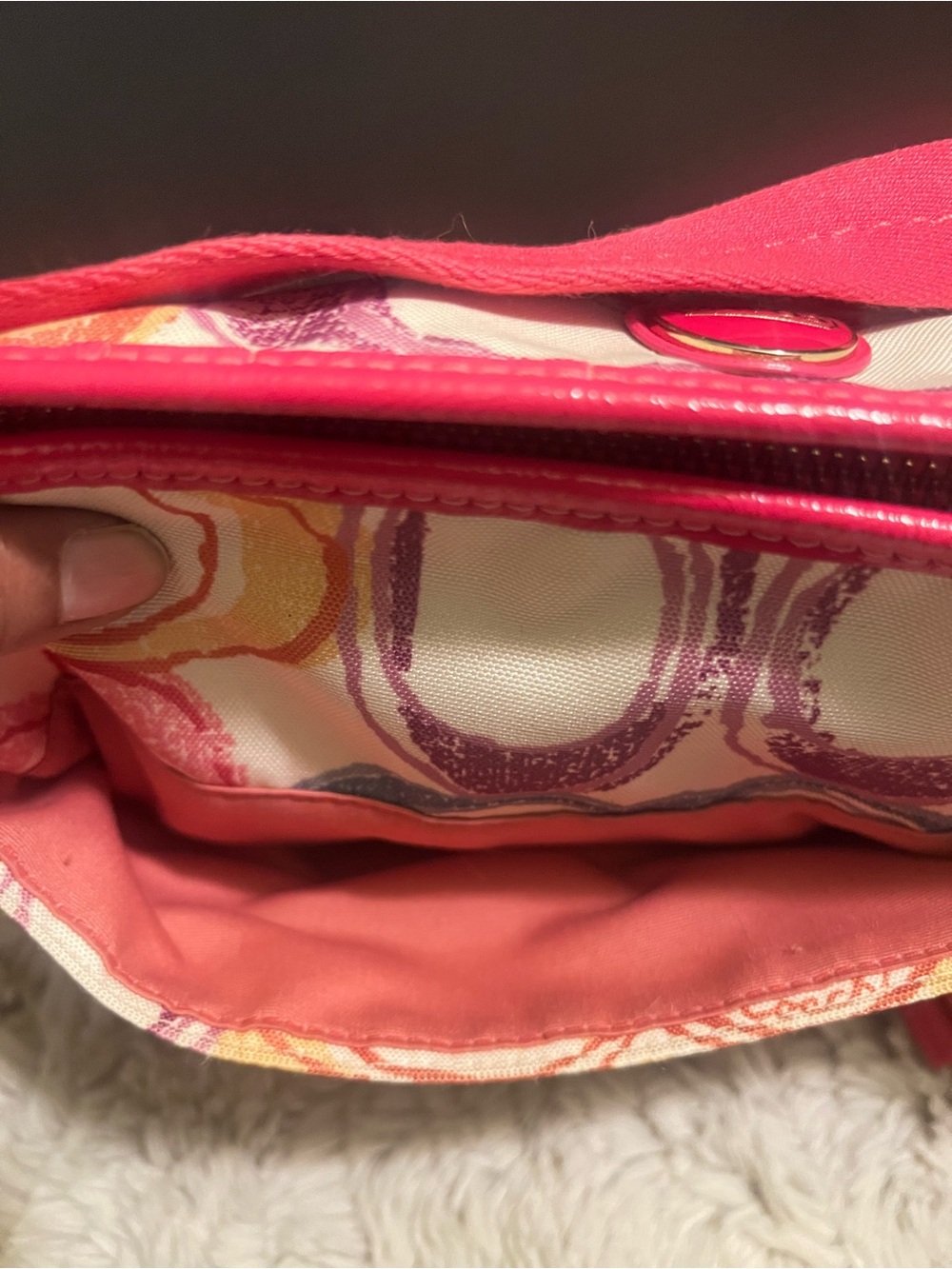 Vintage Coach Hampton Scribble C multicolor Signature Canvas Crossbody - Picture 7 of 10